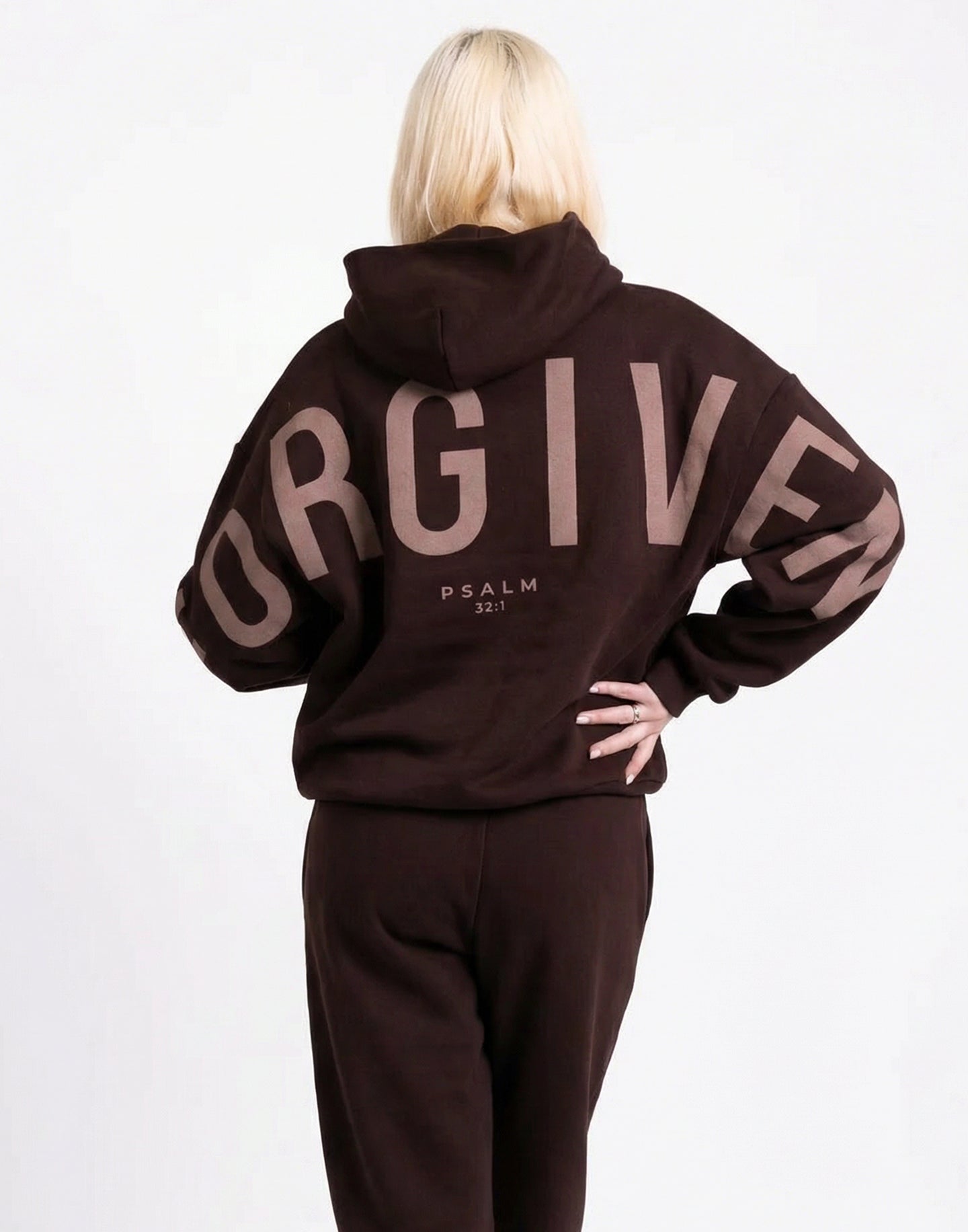 Forgiven - Coffee Bean | Jordan is 5'11'' and wears a size XS