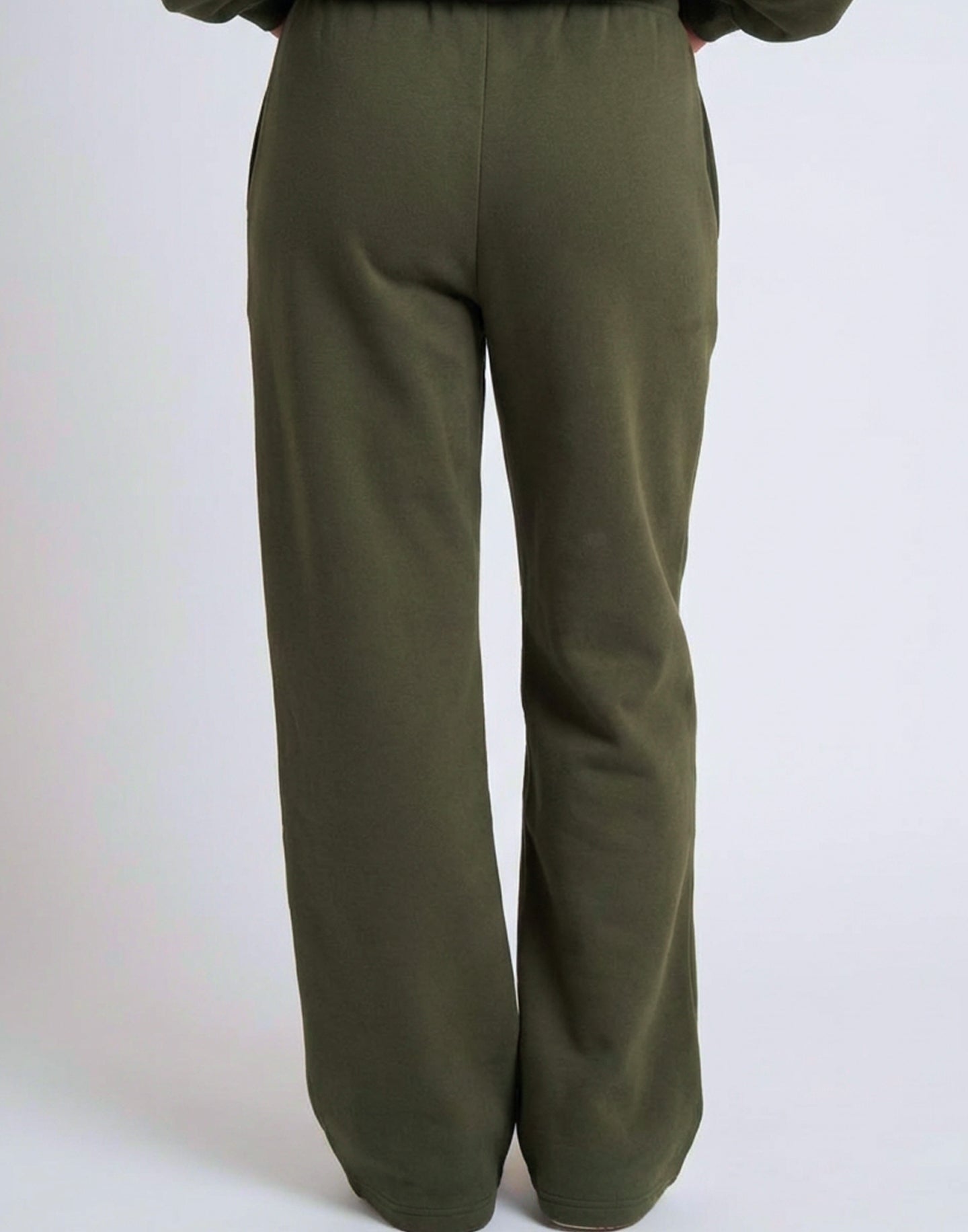 Yahweh - Thyme | Abigayle is 5'8’’ and wears a size XS