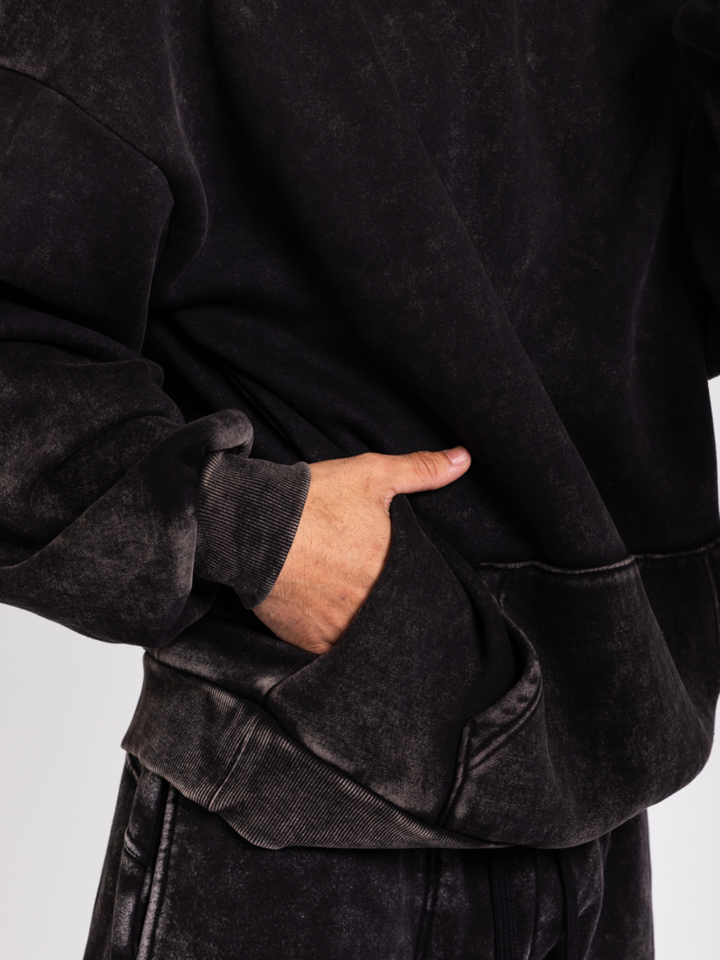 Snow Wash - Forgiven - Black