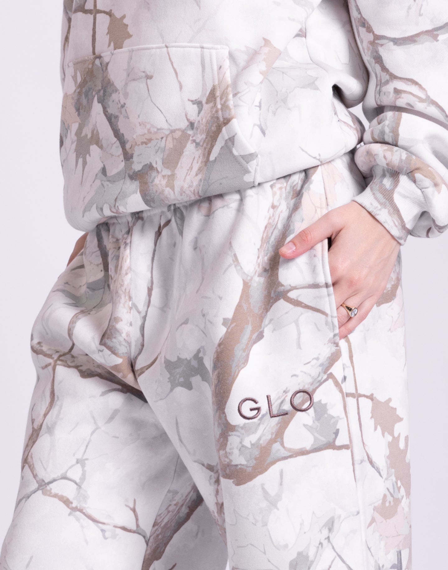 Redeemed - Light Camo | Jordan is 5'11'' and wears a size XS